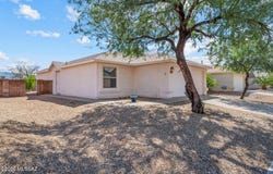 8116 E Lakeside Parkway, Tucson, AZ 85710