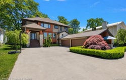 1345 E Lake Drive, Novi, MI 48377