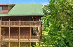 543 Blackberry Ridge Way, Pigeon Forge, TN 37863