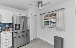 653 Squire Cir, NAPLES, FL 34104