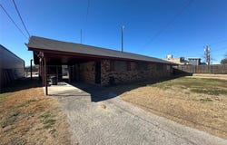 111 E Spence Street, Sulphur Springs, TX 75482