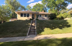 305 E Beebe Ave, Chamberlain, SD 57325