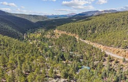 543 Riverside Dr, Lyons, CO 80540