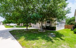 245 Deep Creek Dr, Georgetown, TX 78626