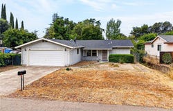 6843 Virginia, Lucerne, CA 95458