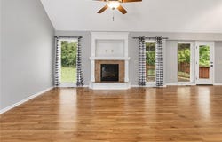 412 Duncan Drive, Liberty, MO 64068