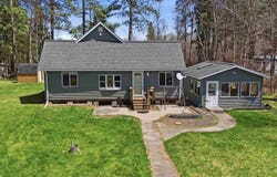 48797 E Scooty Lake Dr, Bovey, MN 55709