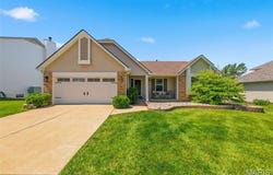33 Georgetown Circle, O'Fallon, MO 63368