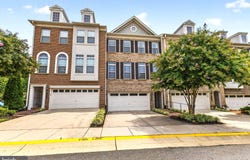 8007 TURTLE CREEK Circle, GAINESVILLE, VA 20155
