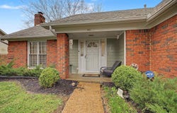 951 DOVE HOLLOW Dr, Memphis, TN 38018