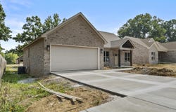 103 Bradford Drive, Cabot, AR 72023