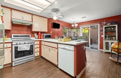 14456 Foothill Boulevard, Sylmar, CA 91342