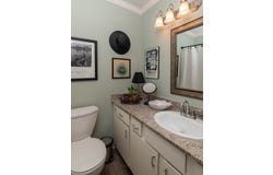 2112 Old Taylor Rd, OXFORD, MS 38655