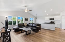 5934 W Hamm Ln, Eagle, ID 83616