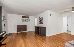 903 NE 67th Place, Gladstone, MO 64118