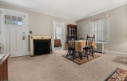 646 E 2ND AVE, Roselle Boro, NJ 07203-1551