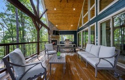 236 Moonshiner Springs Trail, Broken Bow, OK 74728