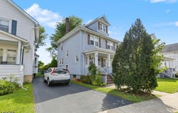 11 Elmer St, Raritan Boro, NJ 08869-1905