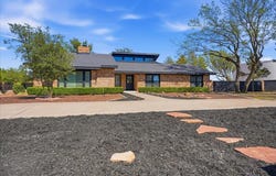 107 Wood Circle, Levelland, TX 79336