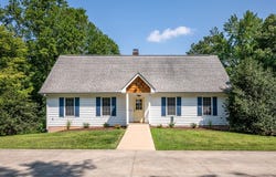542 Ampthill, Cartersville, VA 23027