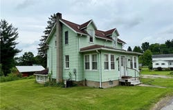 114 Stewarton, Mill Run, PA 15464