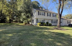 28 Cypress Lane, Matawan, NJ 07747