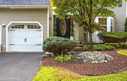 22 Brandywine Drive, Matawan, NJ 07747