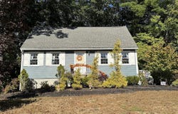 4 Michael Avenue, Derry, NH 03038