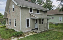 821 Summit Street, Baraboo, WI 53913-1940