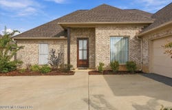 229 Dunbar Trail, Canton, MS 39046