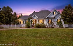 5037 Longbow Drive, Kiln, MS 39556