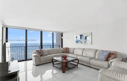 2101 S Ocean Dr, Hollywood, FL 33019