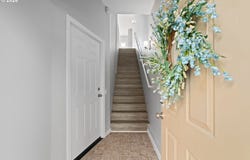 676 SW DILLAN Dr, Beaverton, OR 97006