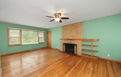 415 N Chestnut St, Lindsborg, KS 67456