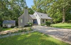6 Foxcroft Road, Williamsburg, VA 23188