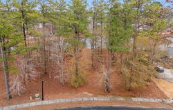 716 McDuffie Dr., Myrtle Beach, SC 29588