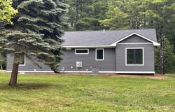 8279 Cherry Avenue, Rapid City, MI 49676