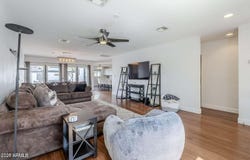4402 E Montecito Avenue, Phoenix, AZ 85018