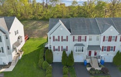 239 SPRING VALLEY WAY, ASTON, PA 19014