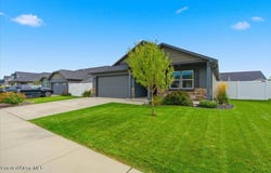 6220 W Irish Cir, Rathdrum, ID 83858