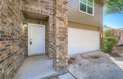 2100 Coachlamp Dr, Cedar Park, TX 78613