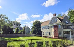 38 Northampton Ave, Springfield, MA 01109