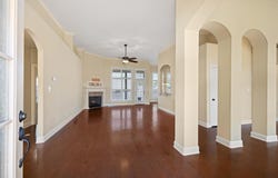 110 JAMES XING Dr, Oakland, TN 38060