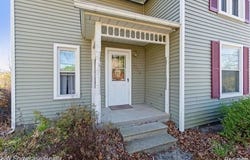 1716 E WARDLOW Road, Highland Twp, MI 48356