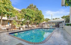 305 SE 12th Ave, Pompano Beach, FL 33060