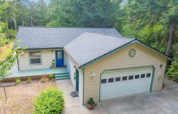 87444 WHISTLING Ln, Bandon, OR 97411