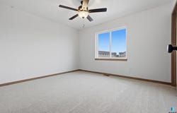 2800 S Broek Dr, Sioux Falls, SD 57106