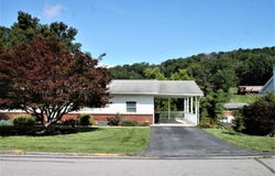 1201 N Hillview St, Lock Haven, PA 17745