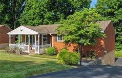 254 Parkedge Rd, Green Tree, PA 15220