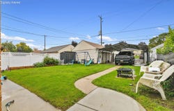 3342 S 26th St, Milwaukee, WI 53215